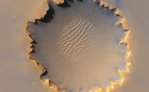 Donmuş tuzlu su -- Mars